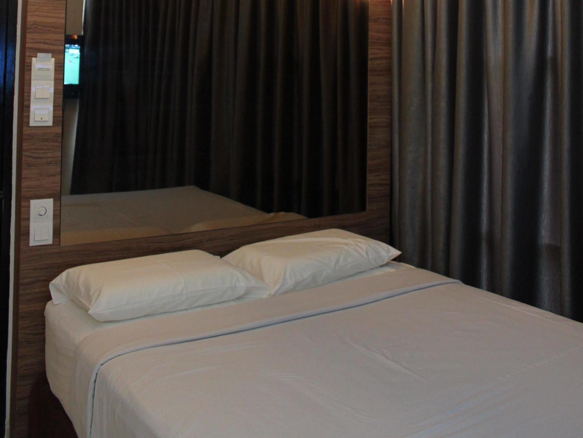 Dream Hotel Klang Ngoại thất bức ảnh